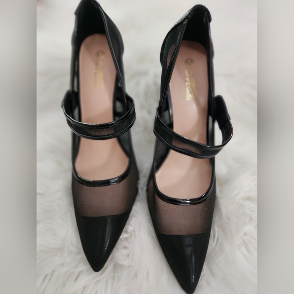Unique Vintage Shoes - Mesh High heel Mary Jane heels 8.5 bought from unique vintage
